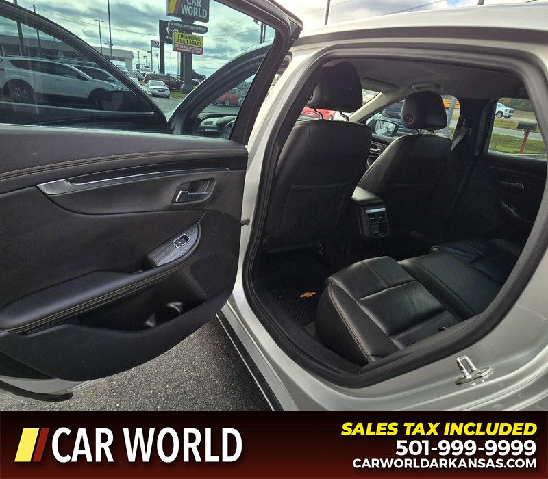 Chevrolet Impala Vehicle Full-screen Gallery Image 9