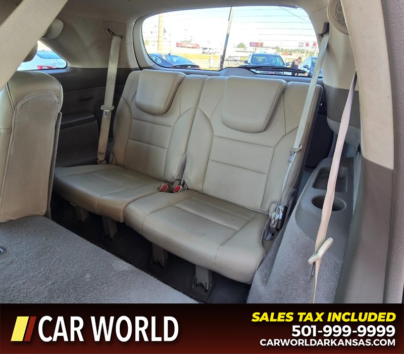 Acura MDX Vehicle Full-screen Gallery Image 11