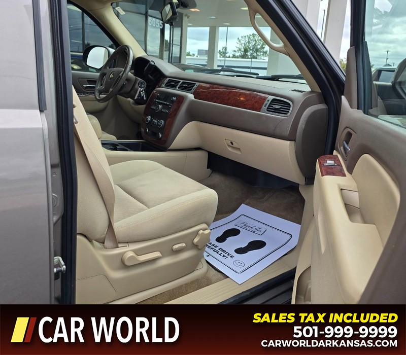 Chevrolet Tahoe Vehicle Full-screen Gallery Image 12