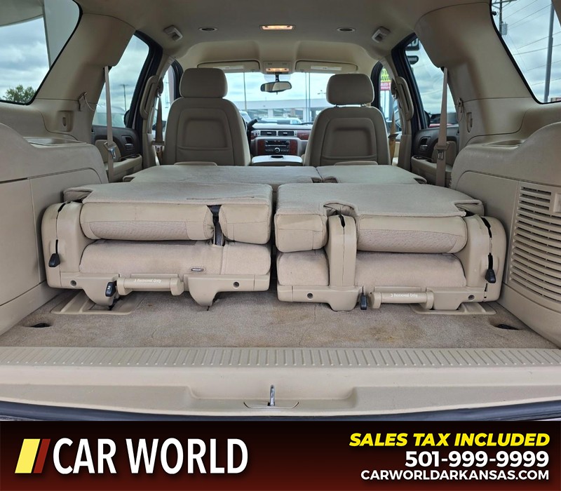 Chevrolet Tahoe Vehicle Full-screen Gallery Image 17