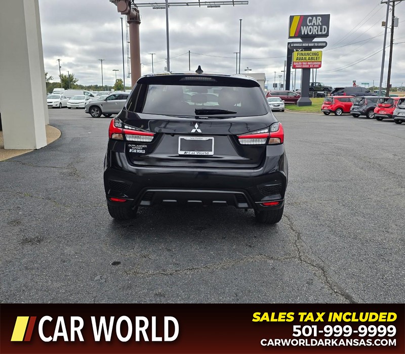 Mitsubishi Outlander Sport Vehicle Full-screen Gallery Image 5