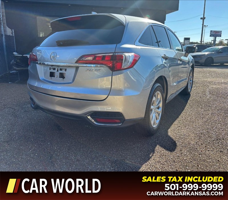 Acura RDX Vehicle Full-screen Gallery Image 3