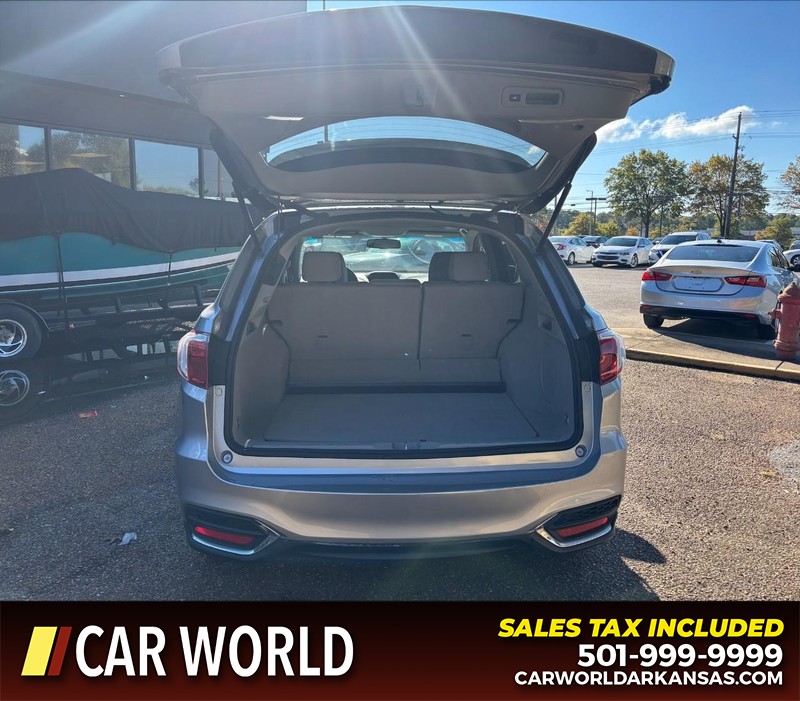 Acura RDX Vehicle Full-screen Gallery Image 5