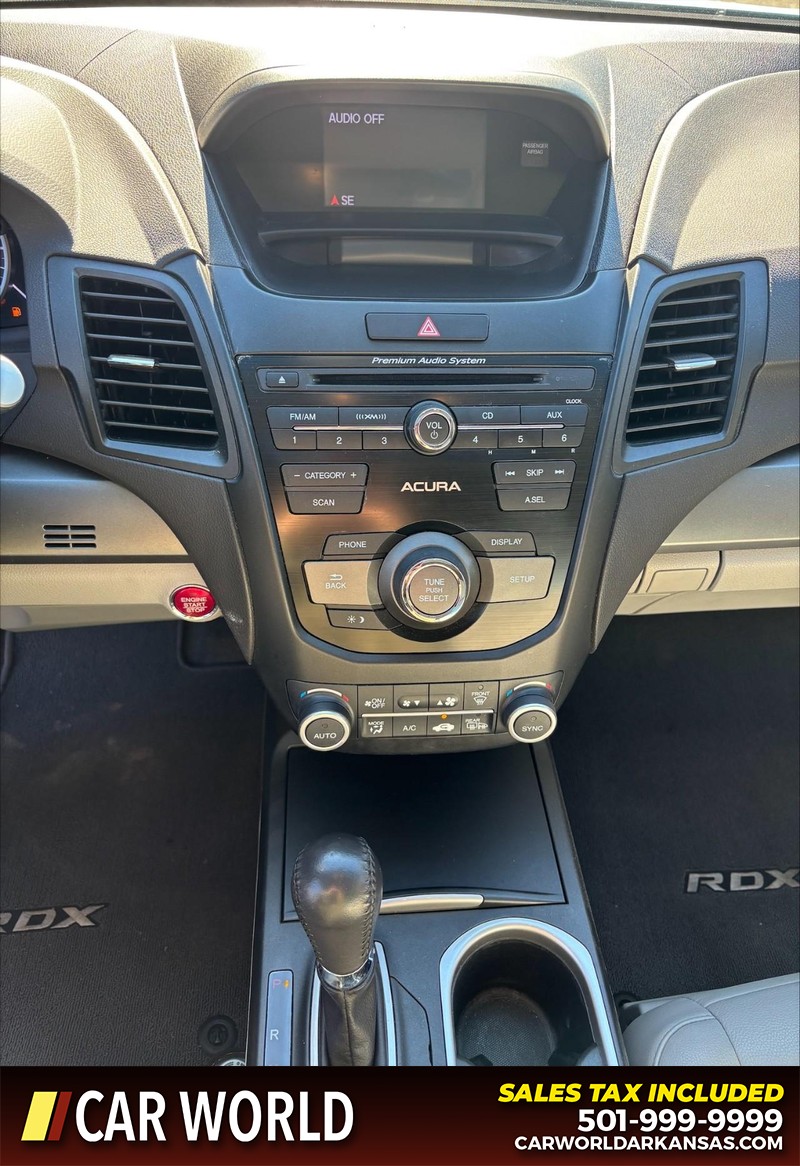 Acura RDX Vehicle Full-screen Gallery Image 18