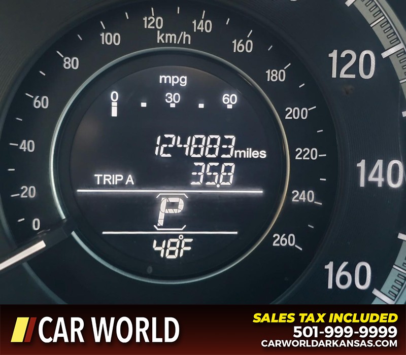 Honda Accord Sedan Vehicle Full-screen Gallery Image 16