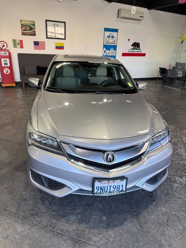 Acura ILX Vehicle Full-screen Gallery Image 02