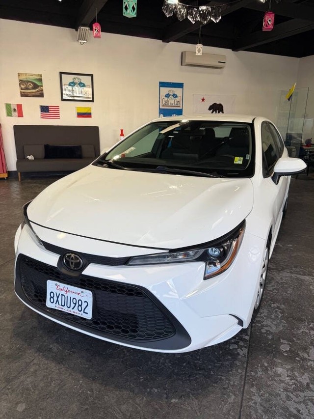 Toyota Corolla Vehicle Full-screen Gallery Image 30
