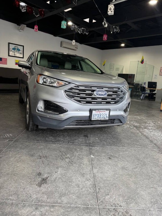 Ford Edge Vehicle Full-screen Gallery Image 44