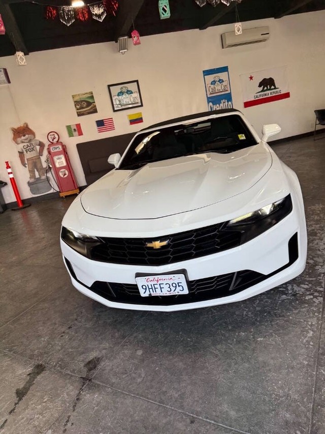 Chevrolet Camaro Vehicle Full-screen Gallery Image 05