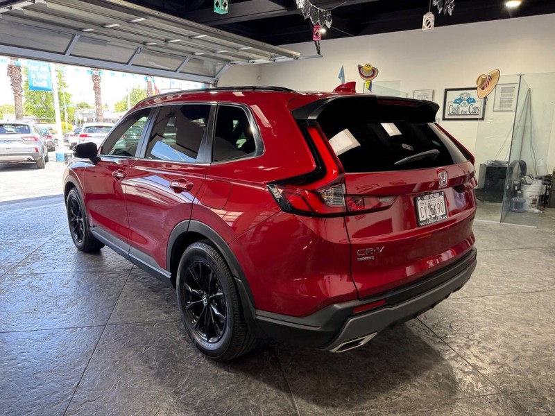 Honda CR-V Hybrid Vehicle Full-screen Gallery Image 19