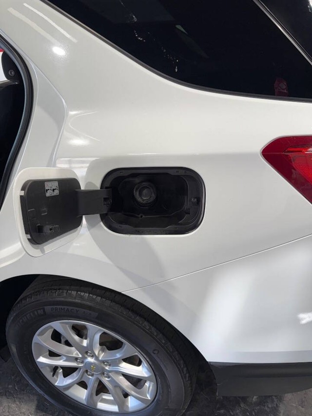 Chevrolet Equinox Vehicle Full-screen Gallery Image 48