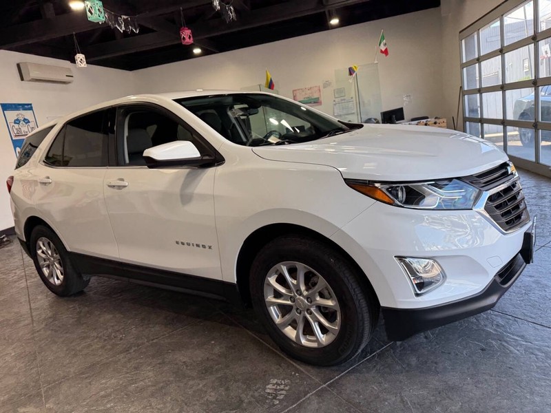 Chevrolet Equinox Vehicle Full-screen Gallery Image 27
