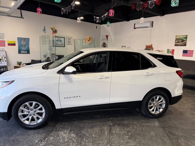 Chevrolet Equinox Vehicle Full-screen Gallery Image 40