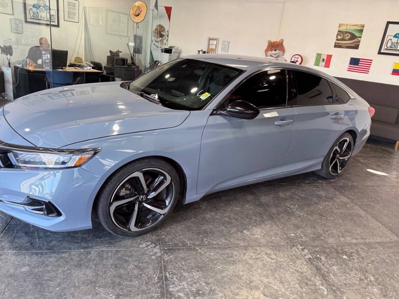 Honda Accord Sedan Vehicle Full-screen Gallery Image 07