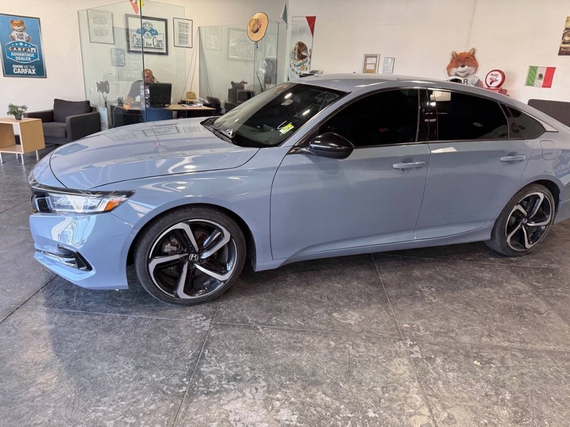 Honda Accord Sedan Vehicle Full-screen Gallery Image 12