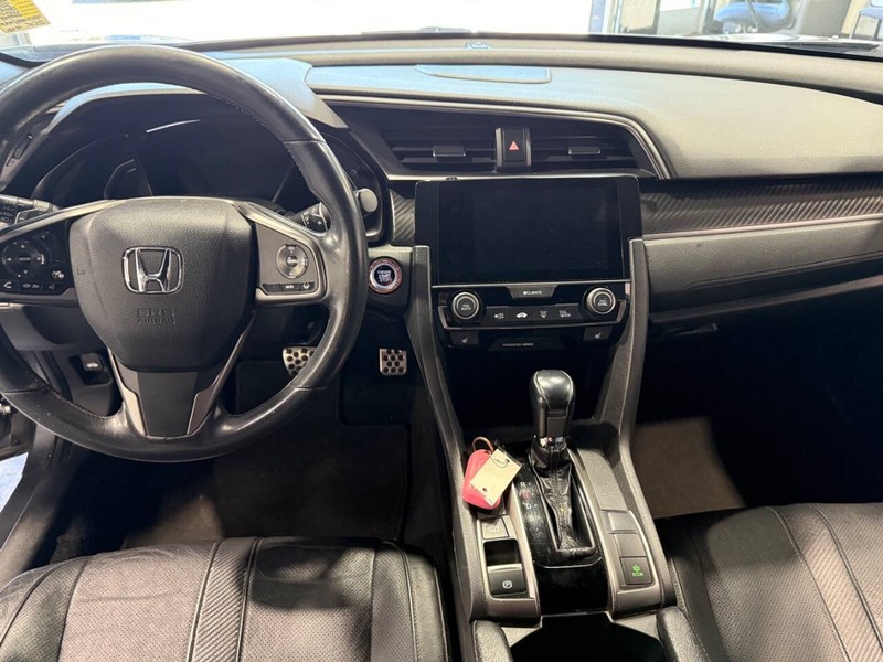 Honda Civic Hatchback Vehicle Full-screen Gallery Image 41