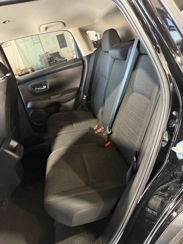 Honda HR-V Vehicle Full-screen Gallery Image 41