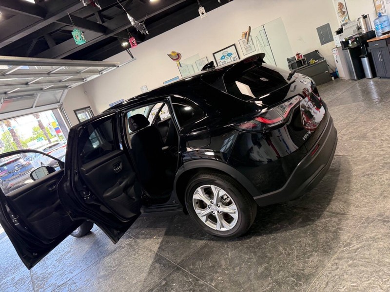 Honda HR-V Vehicle Full-screen Gallery Image 49