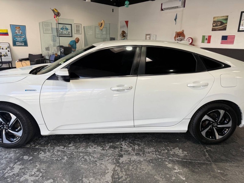 Honda Insight Vehicle Full-screen Gallery Image 07