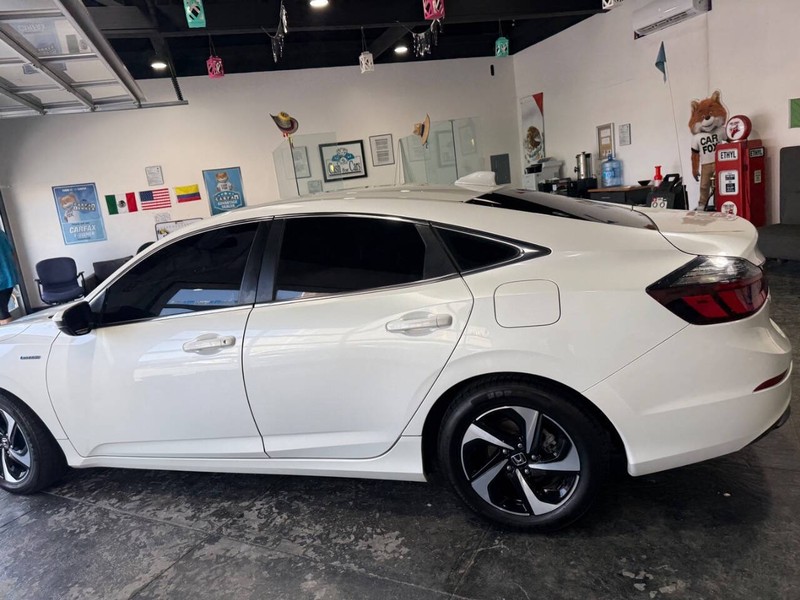 Honda Insight Vehicle Full-screen Gallery Image 11