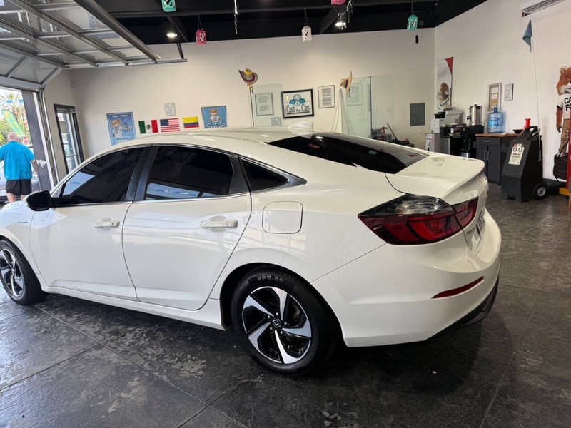 Honda Insight Vehicle Full-screen Gallery Image 15