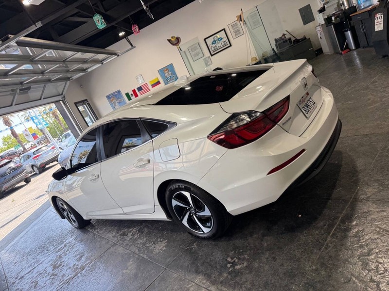 Honda Insight Vehicle Full-screen Gallery Image 19