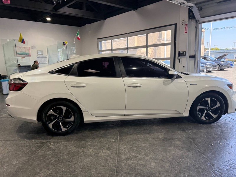 Honda Insight Vehicle Full-screen Gallery Image 26