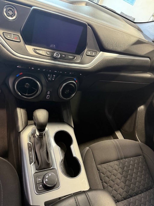 Chevrolet Blazer Vehicle Full-screen Gallery Image 44