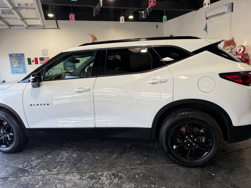 Chevrolet Blazer Vehicle Full-screen Gallery Image 12