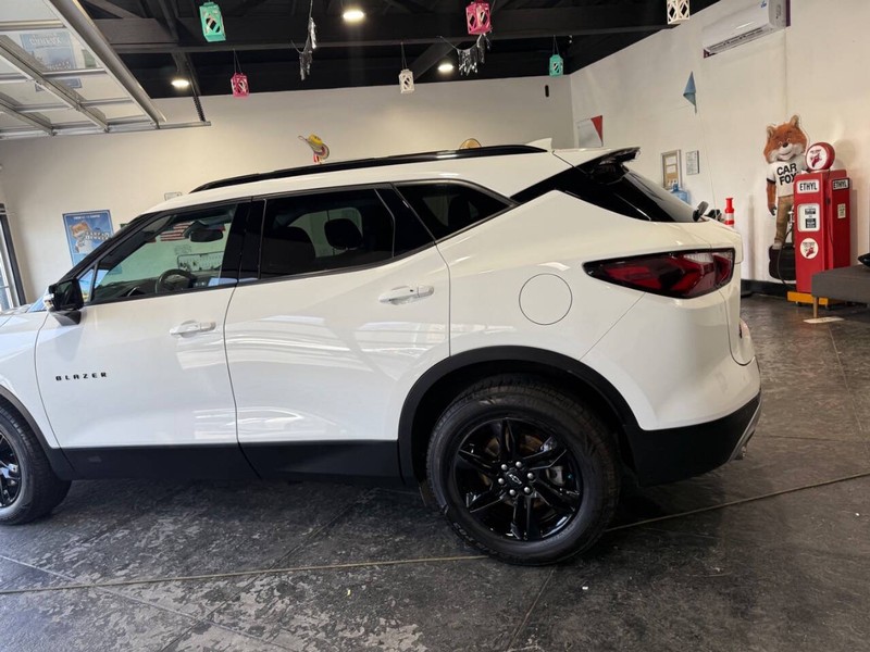Chevrolet Blazer Vehicle Full-screen Gallery Image 16