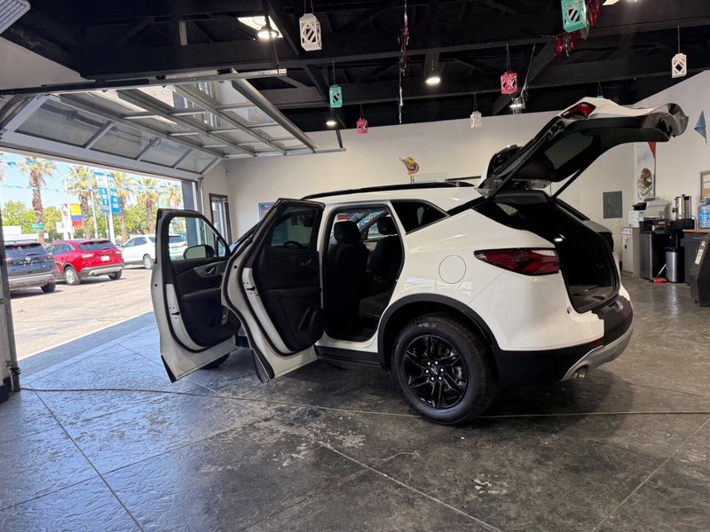 Chevrolet Blazer Vehicle Full-screen Gallery Image 49