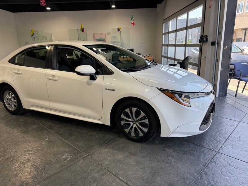 Toyota Corolla Vehicle Full-screen Gallery Image 27