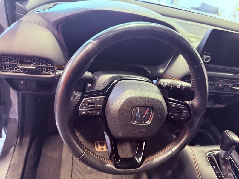Honda HR-V Vehicle Full-screen Gallery Image 38