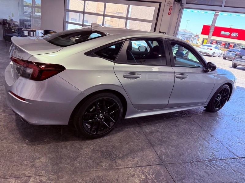 Honda Civic Sedan Vehicle Full-screen Gallery Image 23
