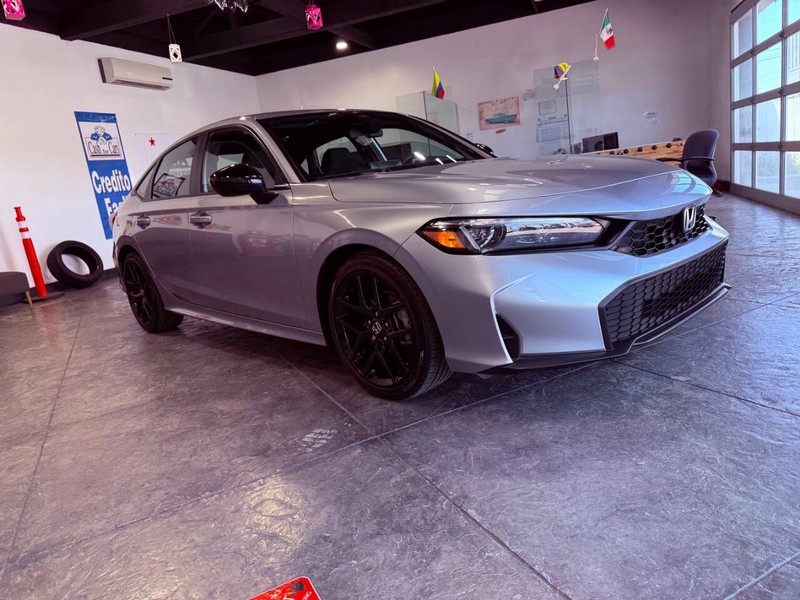 Honda Civic Sedan Vehicle Full-screen Gallery Image 31