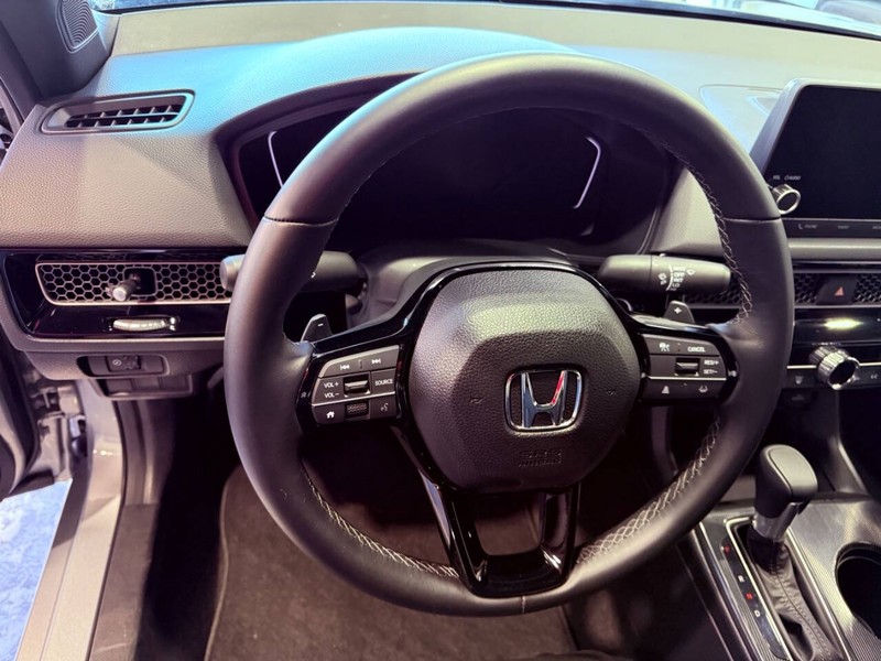 Honda Civic Sedan Vehicle Full-screen Gallery Image 39
