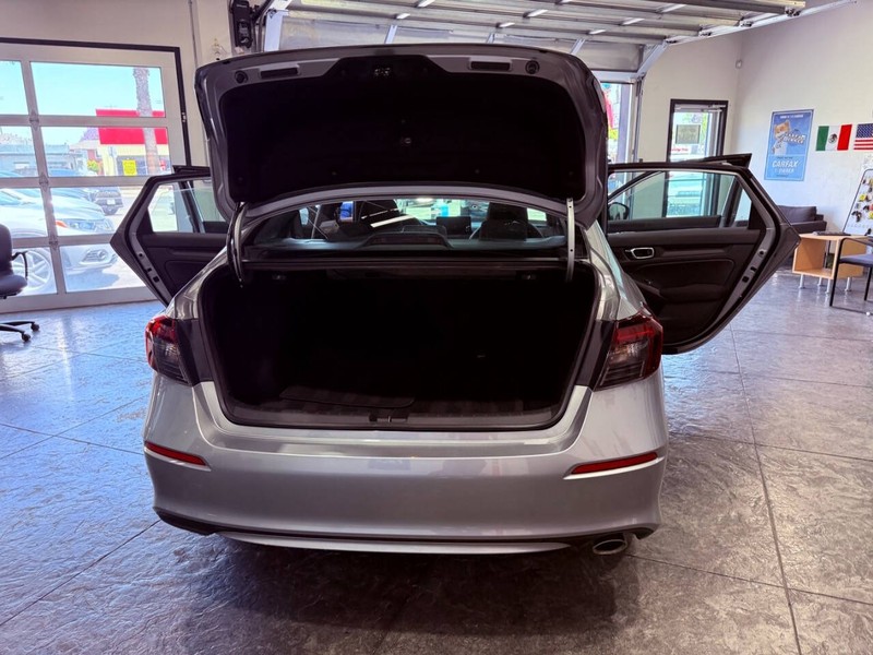 Honda Civic Sedan Vehicle Full-screen Gallery Image 44