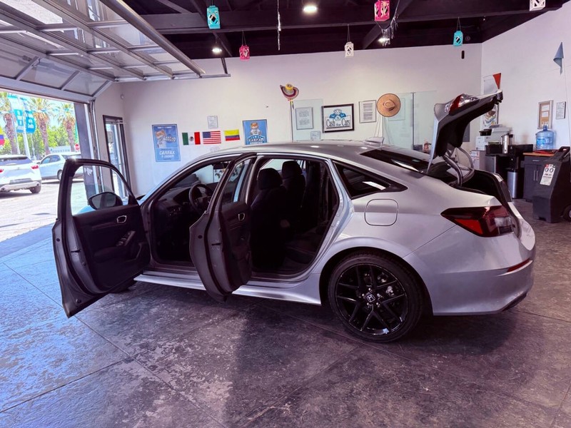 Honda Civic Sedan Vehicle Full-screen Gallery Image 49