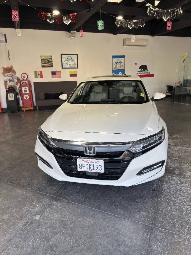 Honda Accord Hybrid Vehicle Full-screen Gallery Image 50