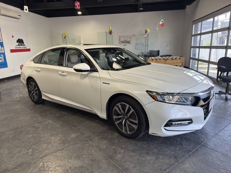 Honda Accord Hybrid Vehicle Full-screen Gallery Image 38