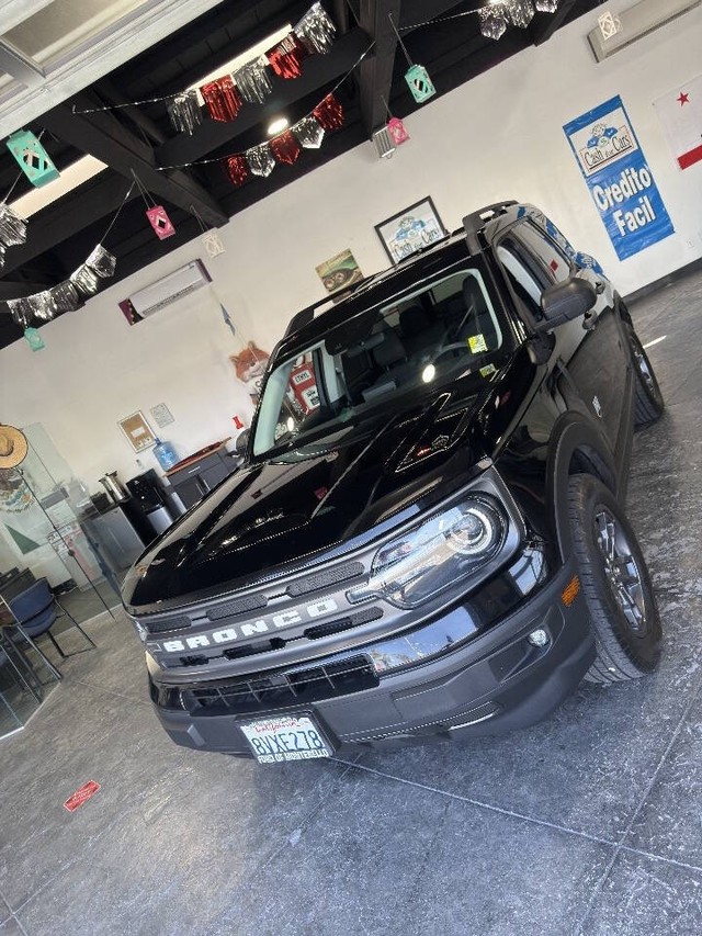 Ford Bronco Sport Vehicle Full-screen Gallery Image 10