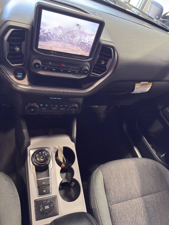 Ford Bronco Sport Vehicle Full-screen Gallery Image 42