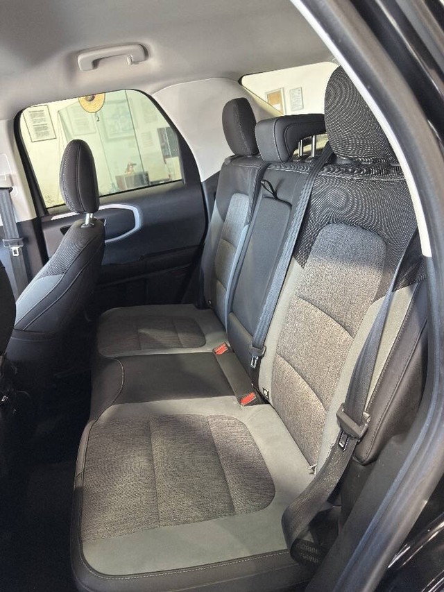 Ford Bronco Sport Vehicle Full-screen Gallery Image 45