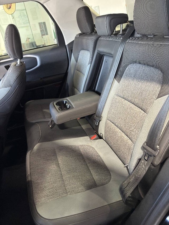 Ford Bronco Sport Vehicle Full-screen Gallery Image 49