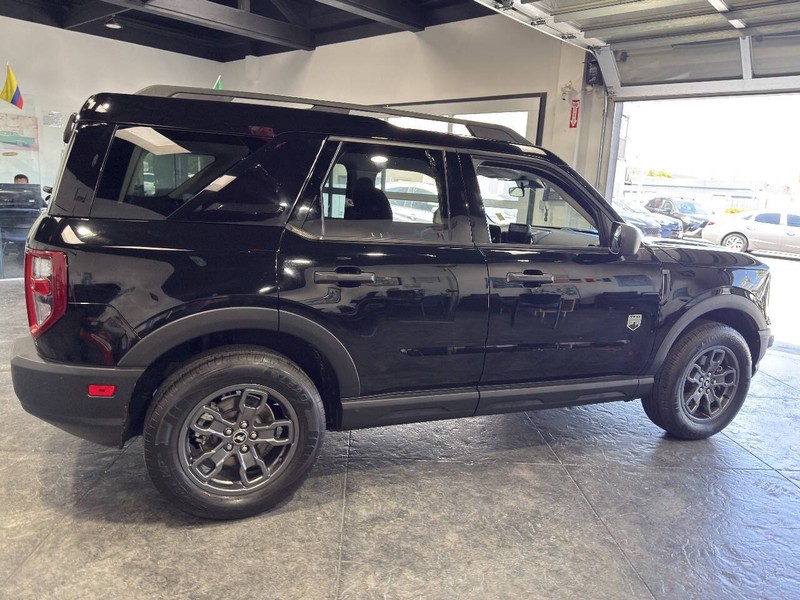 Ford Bronco Sport Vehicle Full-screen Gallery Image 27