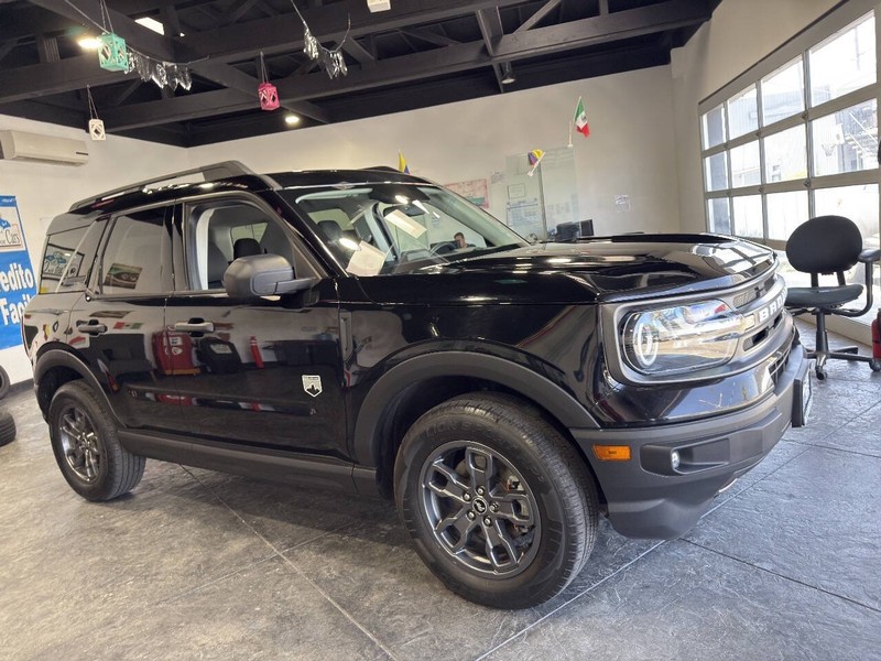 Ford Bronco Sport Vehicle Full-screen Gallery Image 32