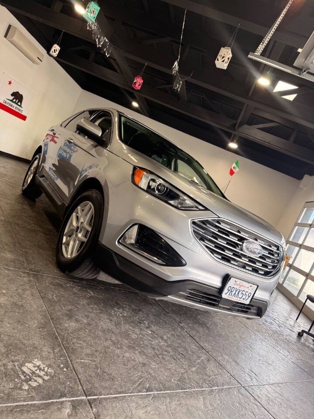 Ford Edge Vehicle Full-screen Gallery Image 28