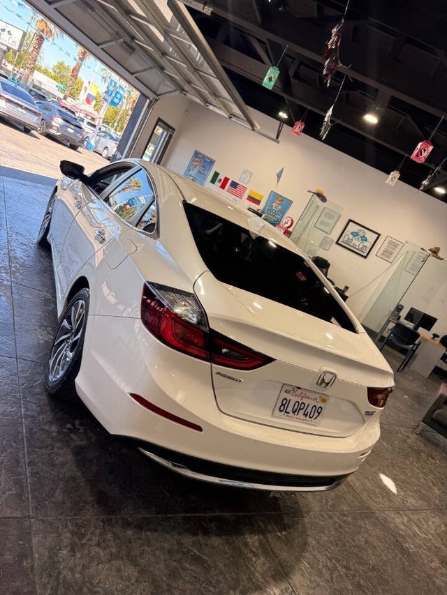 Honda Insight Vehicle Full-screen Gallery Image 20