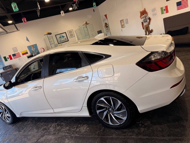 Honda Insight Vehicle Full-screen Gallery Image 12