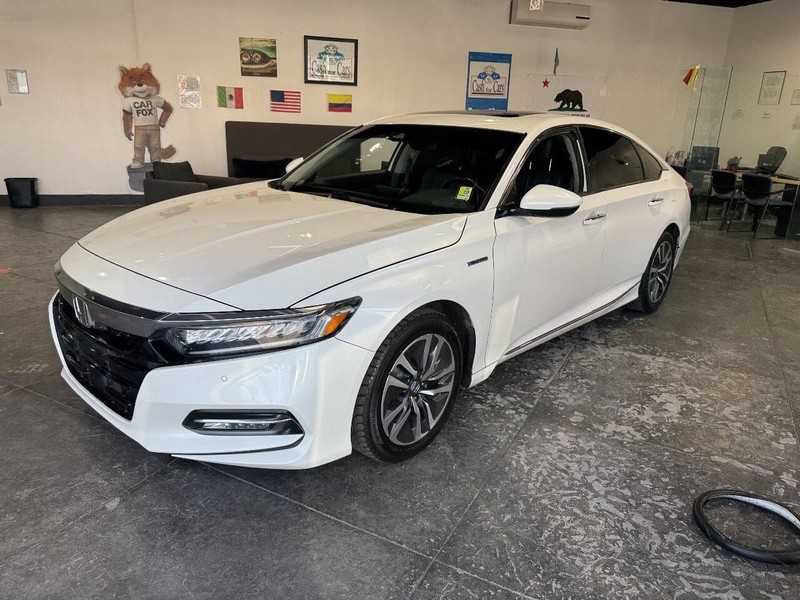 Honda Accord Hybrid Vehicle Full-screen Gallery Image 12